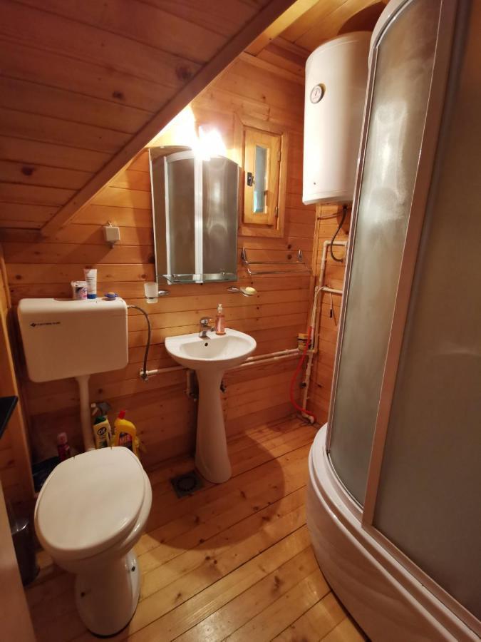 מיטרובאץ Apartman Bugar מראה חיצוני תמונה